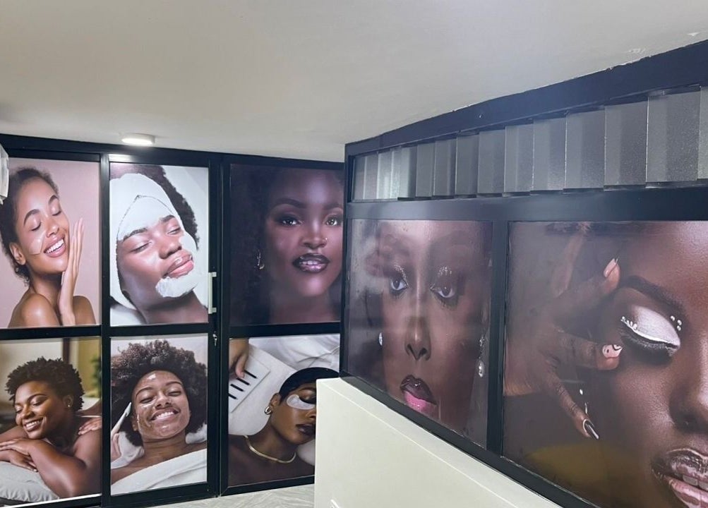 Affiches de soins du visage à Eminence Beauty and Spa, Yaoundé, Région Du Centre, CM.