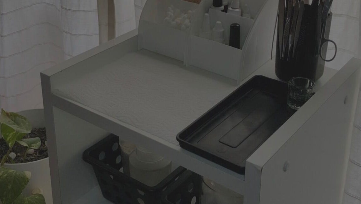 Estación de trabajo de belleza en Poppylashess, Dolores, Provincia De Buenos Aires, AR, equipada para tratamientos.