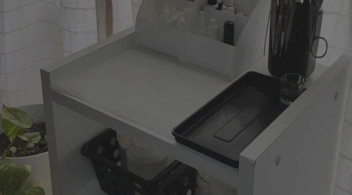 Estación de trabajo de belleza en Poppylashess, Dolores, Provincia De Buenos Aires, AR, equipada para tratamientos.