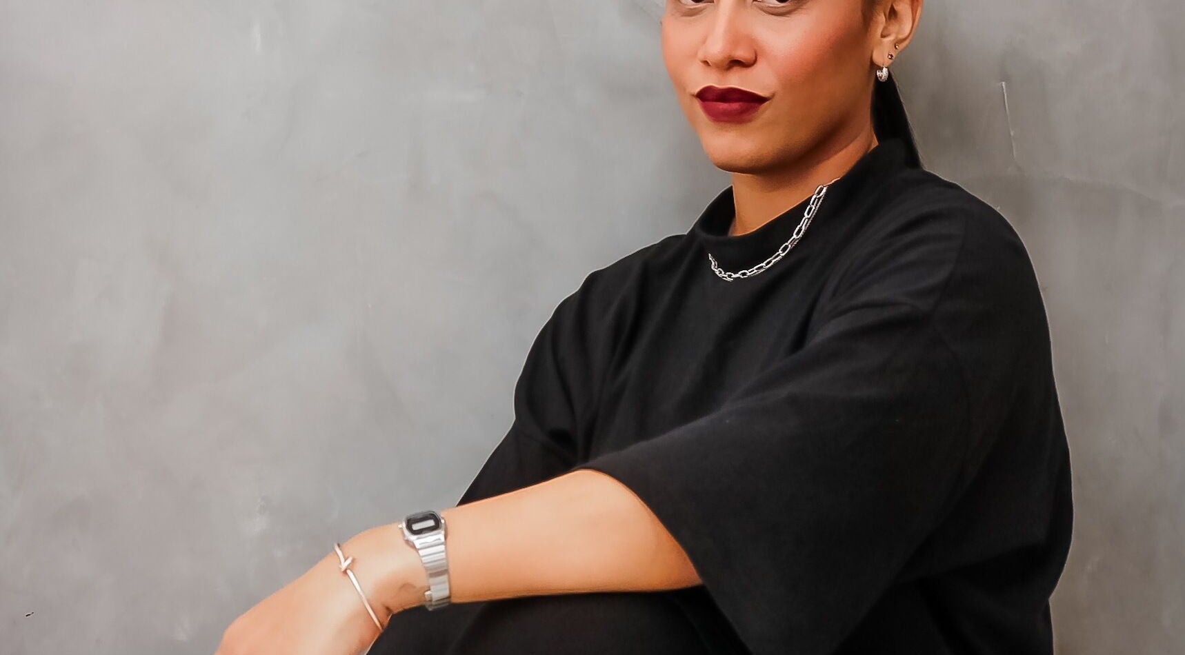 Retrato de uma mulher com estilo contemporâneo no Shade Hair, Rio de Janeiro, BR.