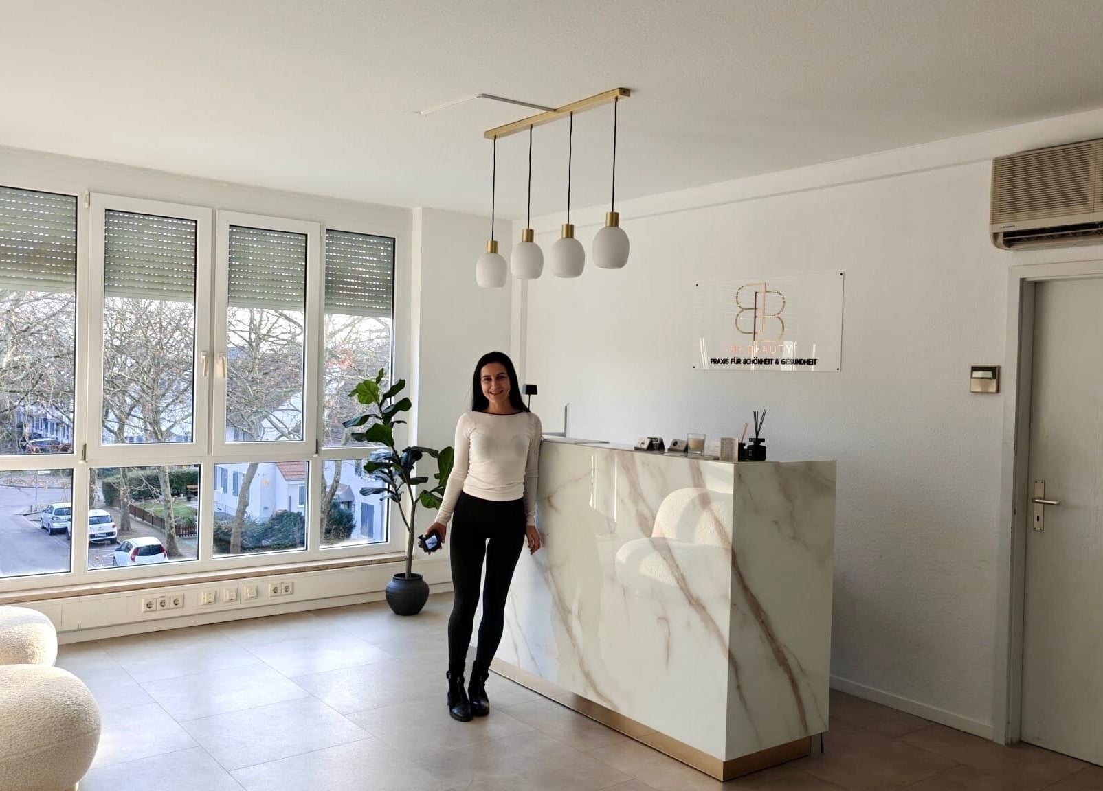 Reception area of AERA VIII with modern decor in Weil Am Rhein, Baden-württemberg, DE.