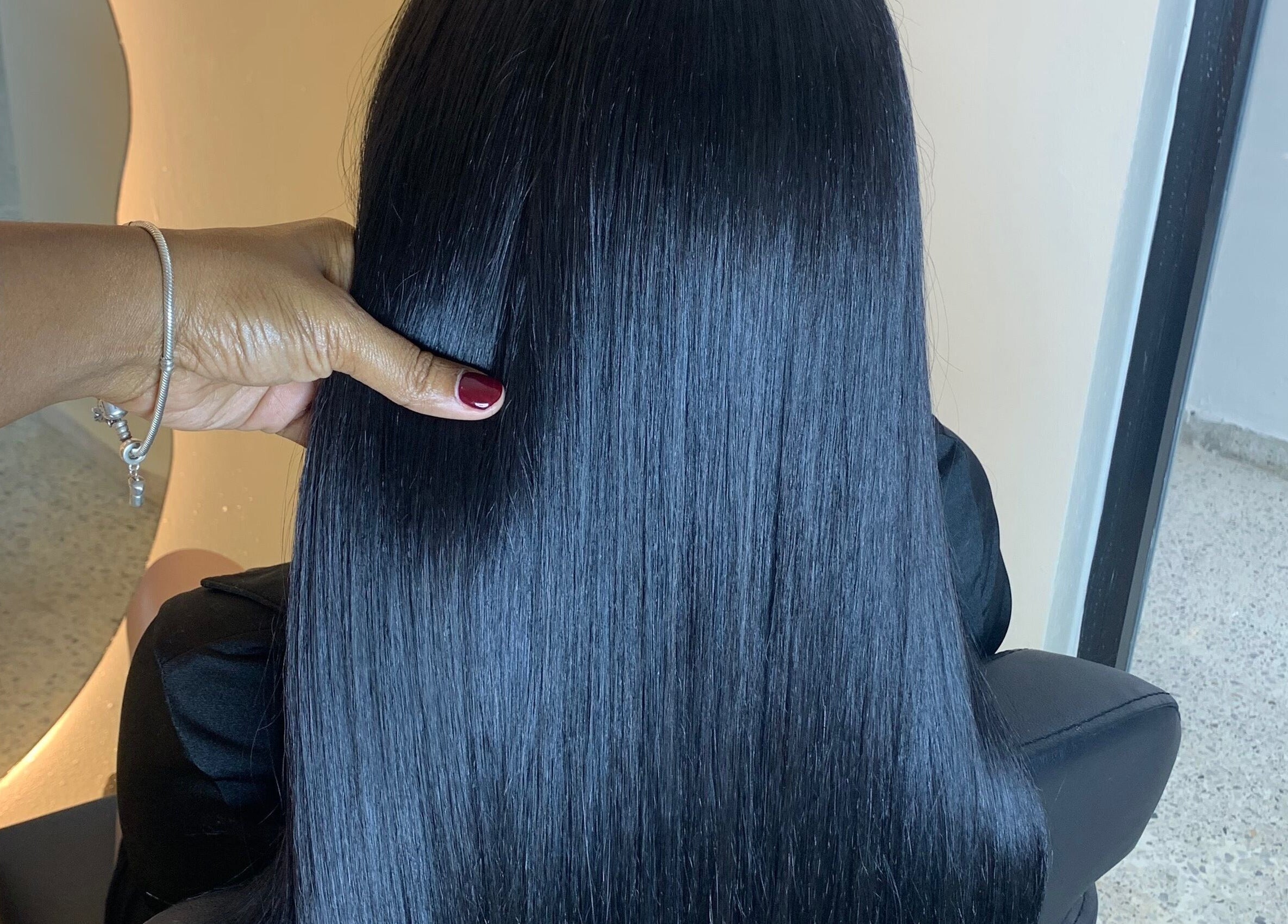 Smooth, shiny hair treatment at LP Hair Salon, Santiago De Los Caballeros, Santiago, DO.