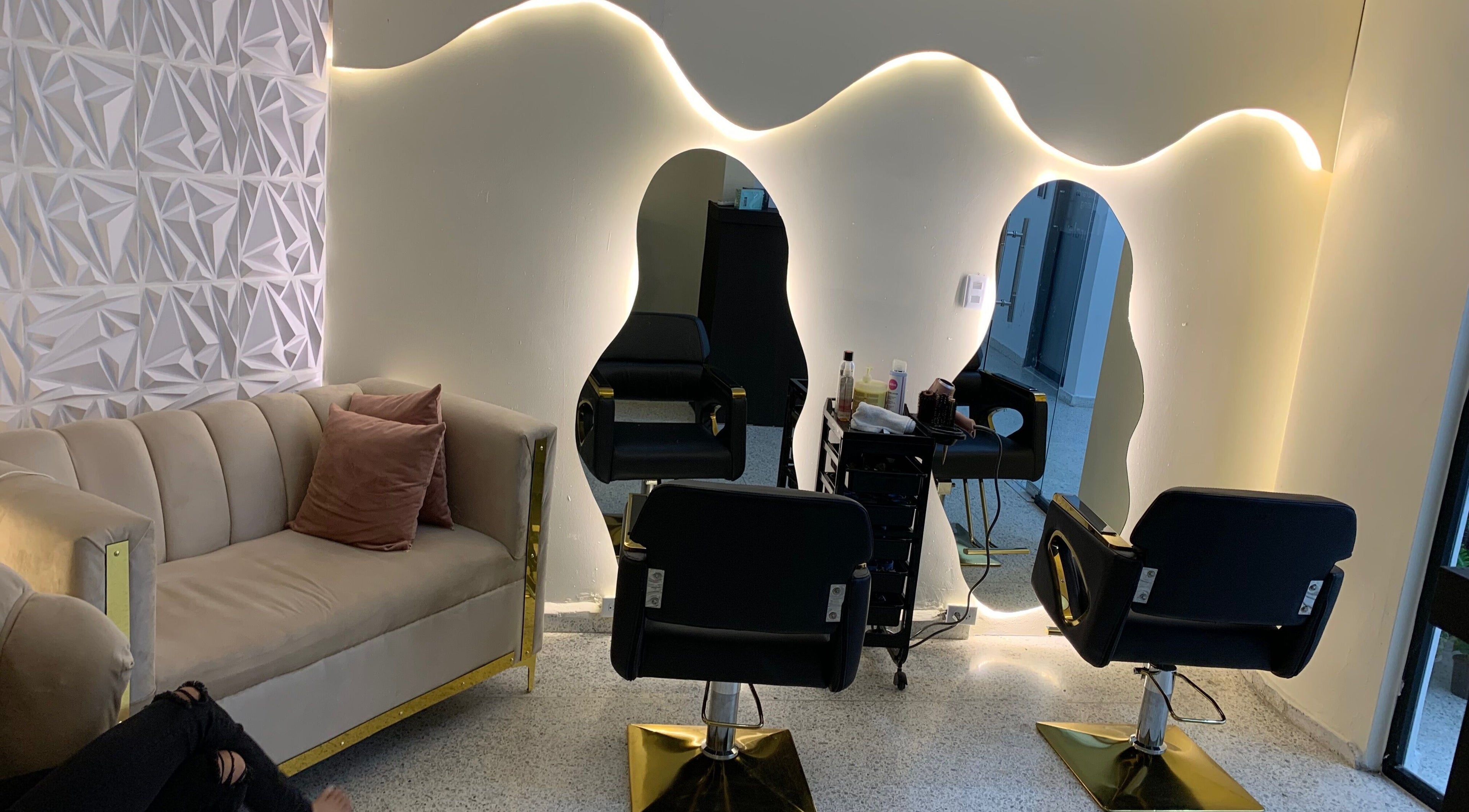 Stylish interior of LP Hair Salon in Santiago De Los Caballeros, Santiago, DO featuring modern salon chairs.