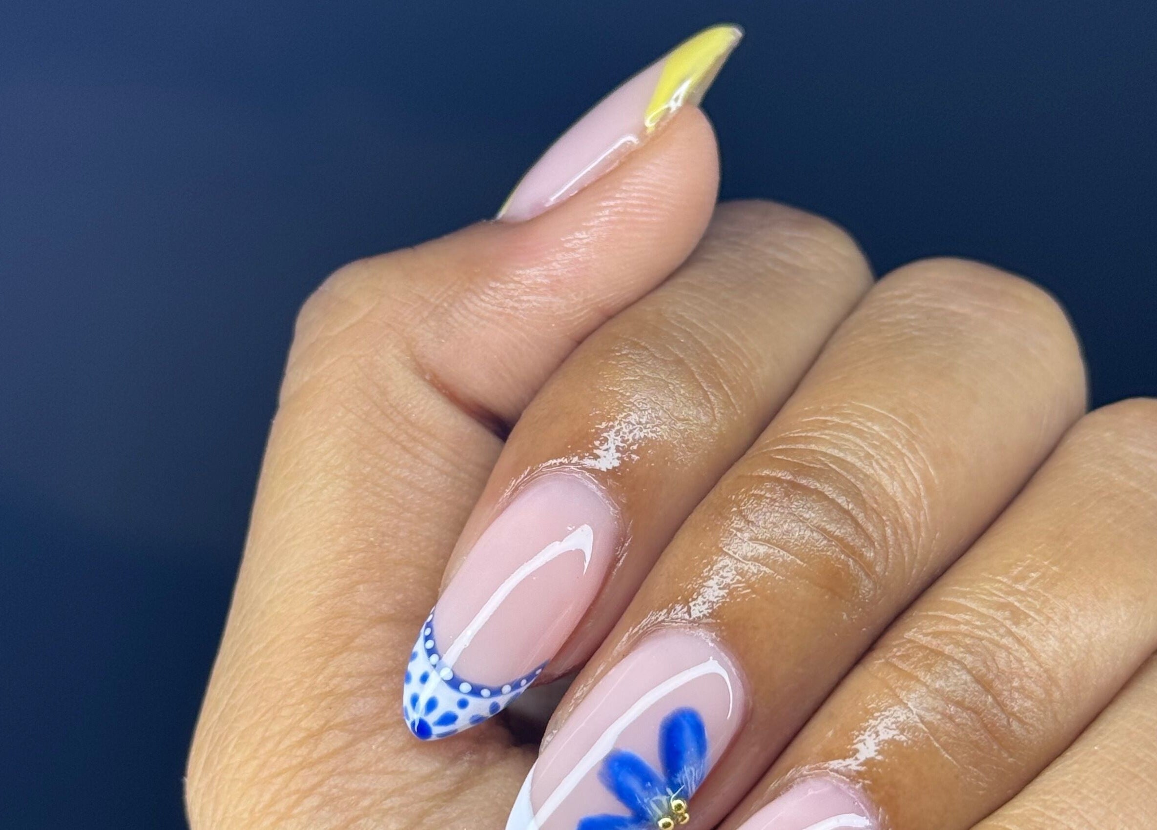 Nail art with floral and polka dots at Nailashed.sr, Paramaribo, Paramaribo, SR.