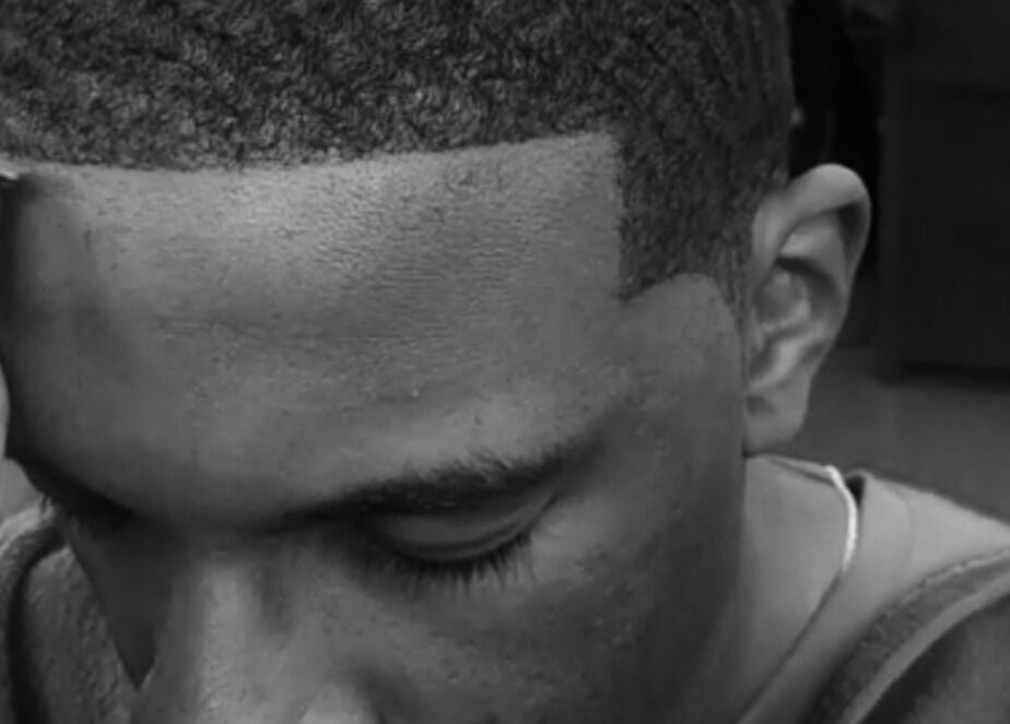 Close-up of a precision fade haircut at US Barbershop, 서울특별시, 서울특별시, KR.