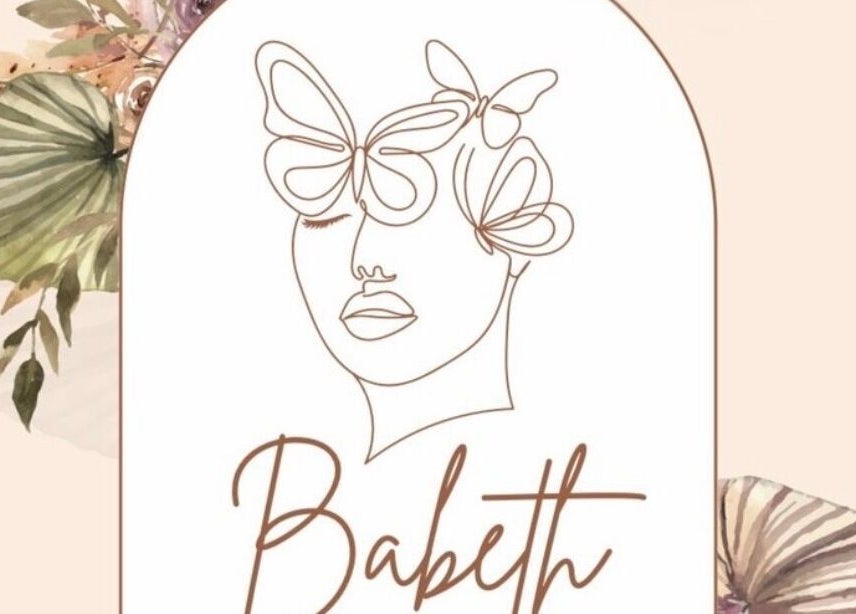 Logo artistique de Babeth Coiffure avec papillons, Bouleternère, Occitanie, FR.