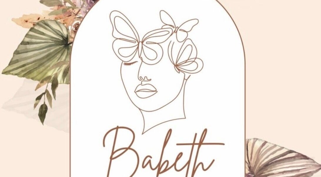 Logo artistique de Babeth Coiffure avec papillons, Bouleternère, Occitanie, FR.