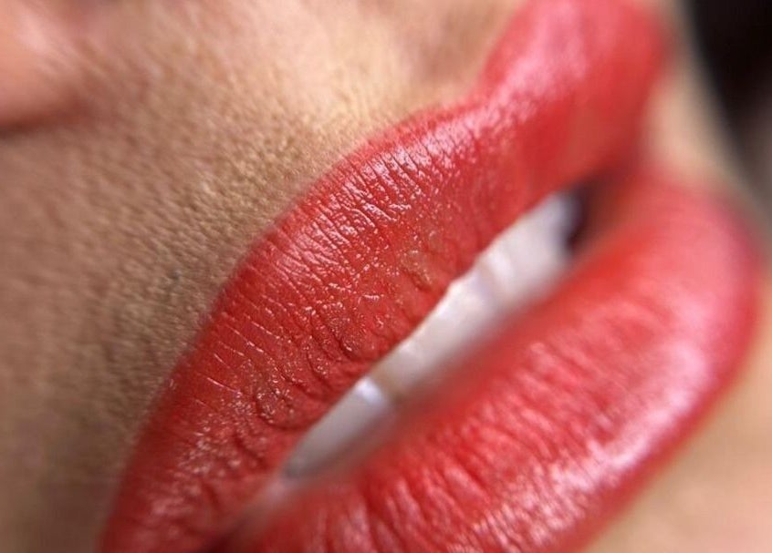 Labios rojos y vibrantes en Kerlys Beauty Geneve, Genève, Genève, CH.