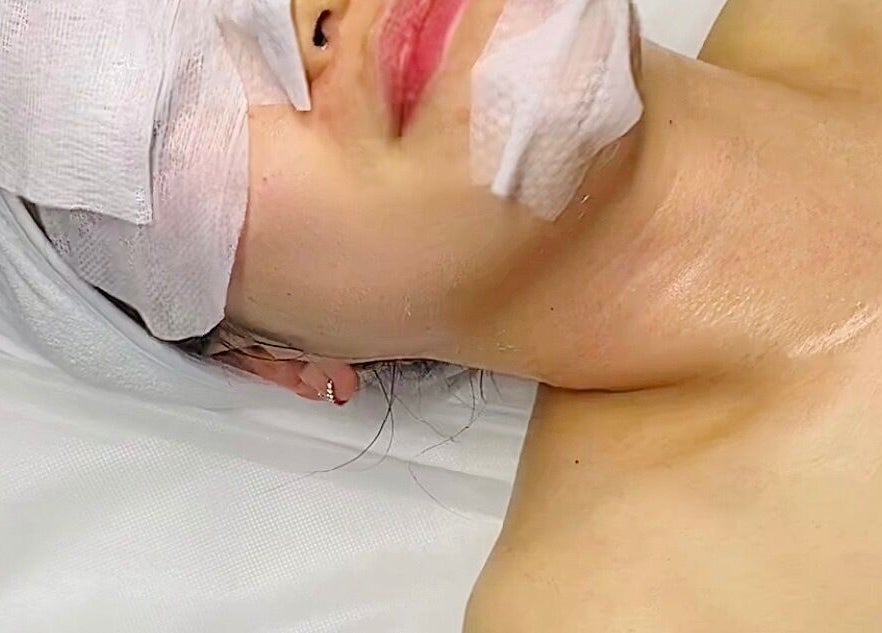 Relaxing facial treatment at M.N.M Beauty Bar in Roselands, New South Wales, AU, showcasing skincare expertise.