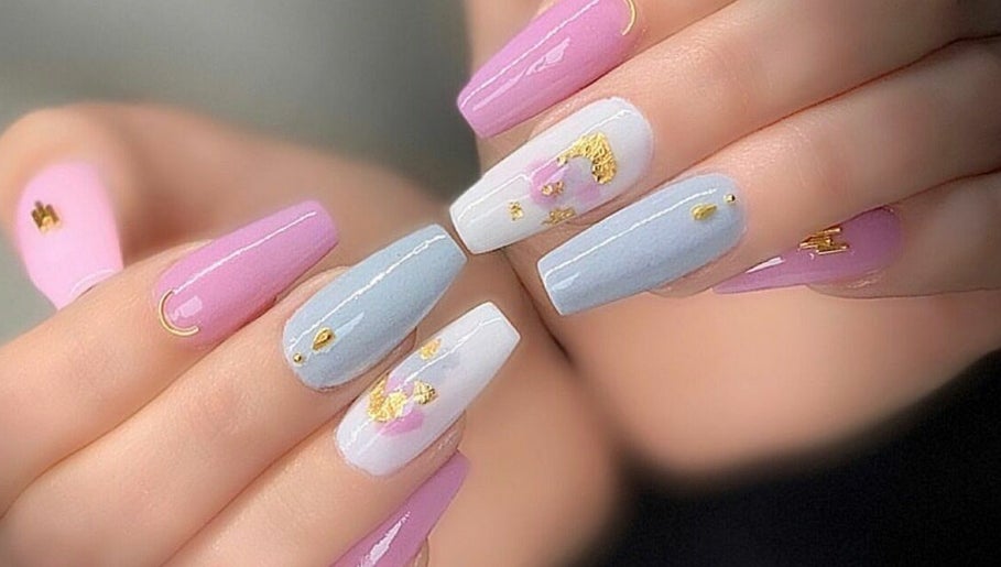 Nail Me Pretty AU image 1