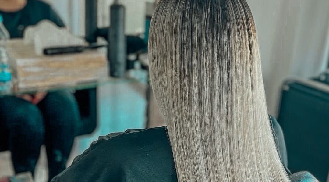 Άψογο ίσιωμα μαλλιών στο Panos Vivendo Creative Hair Design, Λεμεσός, Λεμεσός, CY.