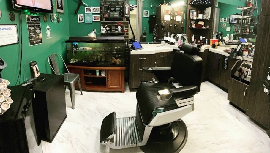 Image de Eximious Barber Shop 1