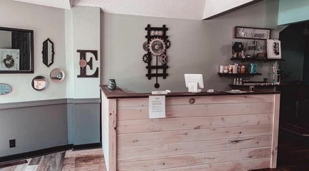 Exhale Day Spa image 2