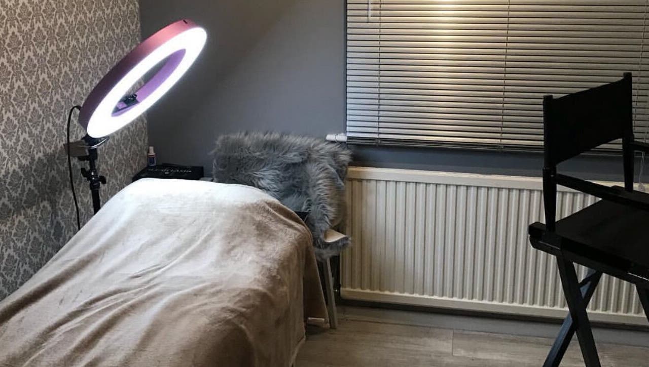 Cozy beauty room at By Sophie Louise in Colchester, England, GB, featuring a relaxing bed and ambient lighting.