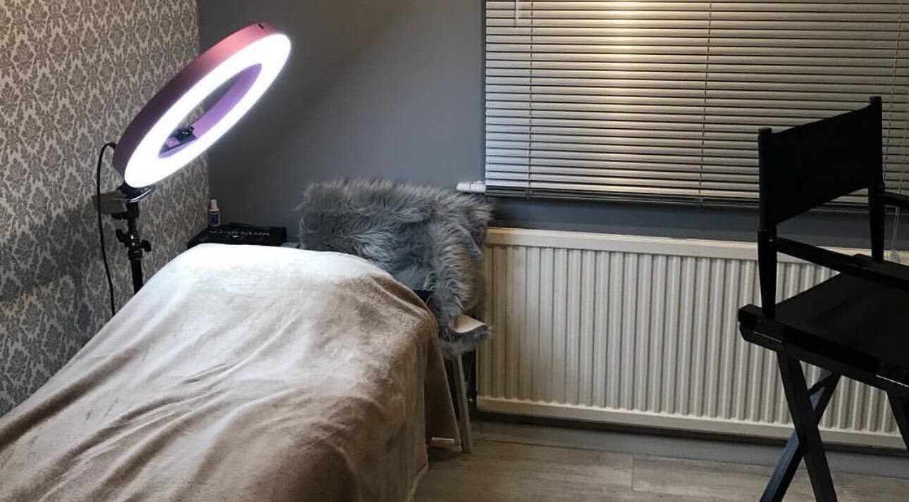 Cozy beauty room at By Sophie Louise in Colchester, England, GB, featuring a relaxing bed and ambient lighting.