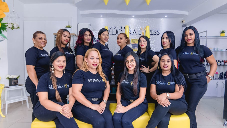 Equipo de Peluqueria Express Benito Juarez en Santiago De Los Caballeros, Santiago, DO.