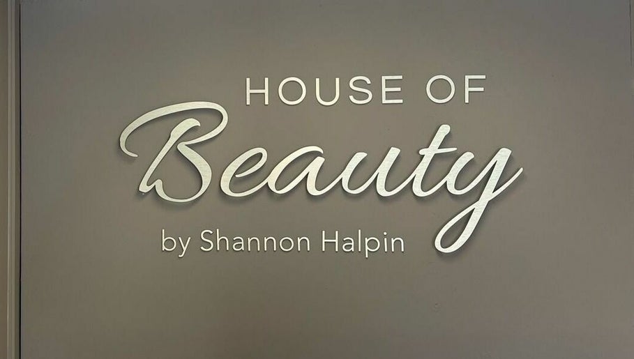 House of Beauty imaginea 1