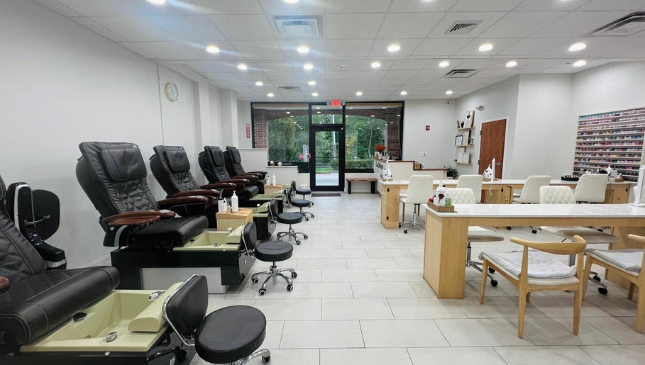 CenDeluxe Nail Spa kép 1