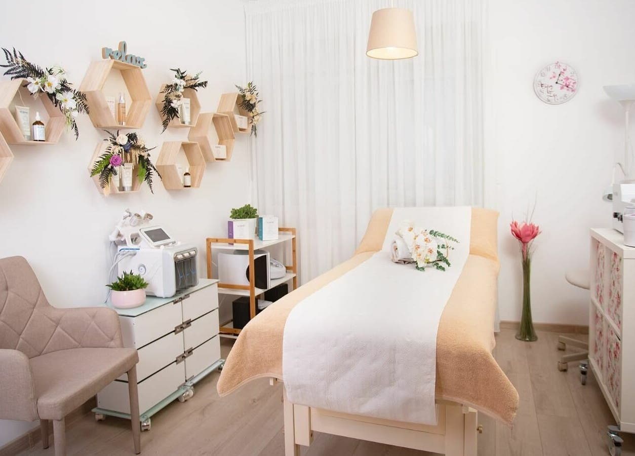 Interior elegant la Lotus Spa Bucuresti, Bucuresti, România, RO, cu farmec și relaxare supremă.