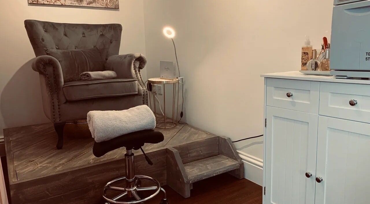 Relaxing chair setup in Soothe Day Spa, Whaley Bridge, England, GB, promoting tranquility and comfort.