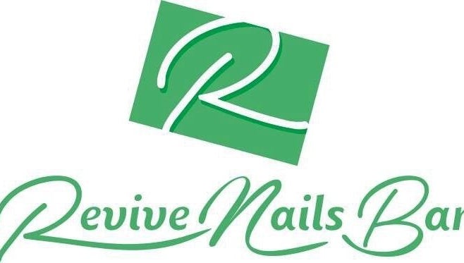 Revive Nails Bar image 1