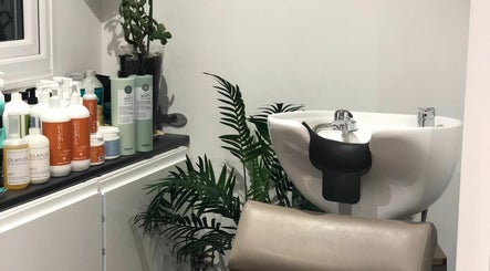 Vegan Hair Salon - Advanced Hair, Scalp and Skin Clinic