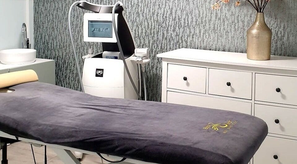 Relaxing therapy room at Black Swan Therapy & Spa Lounge, Bognor Regis, England, GB, featuring a massage bed.