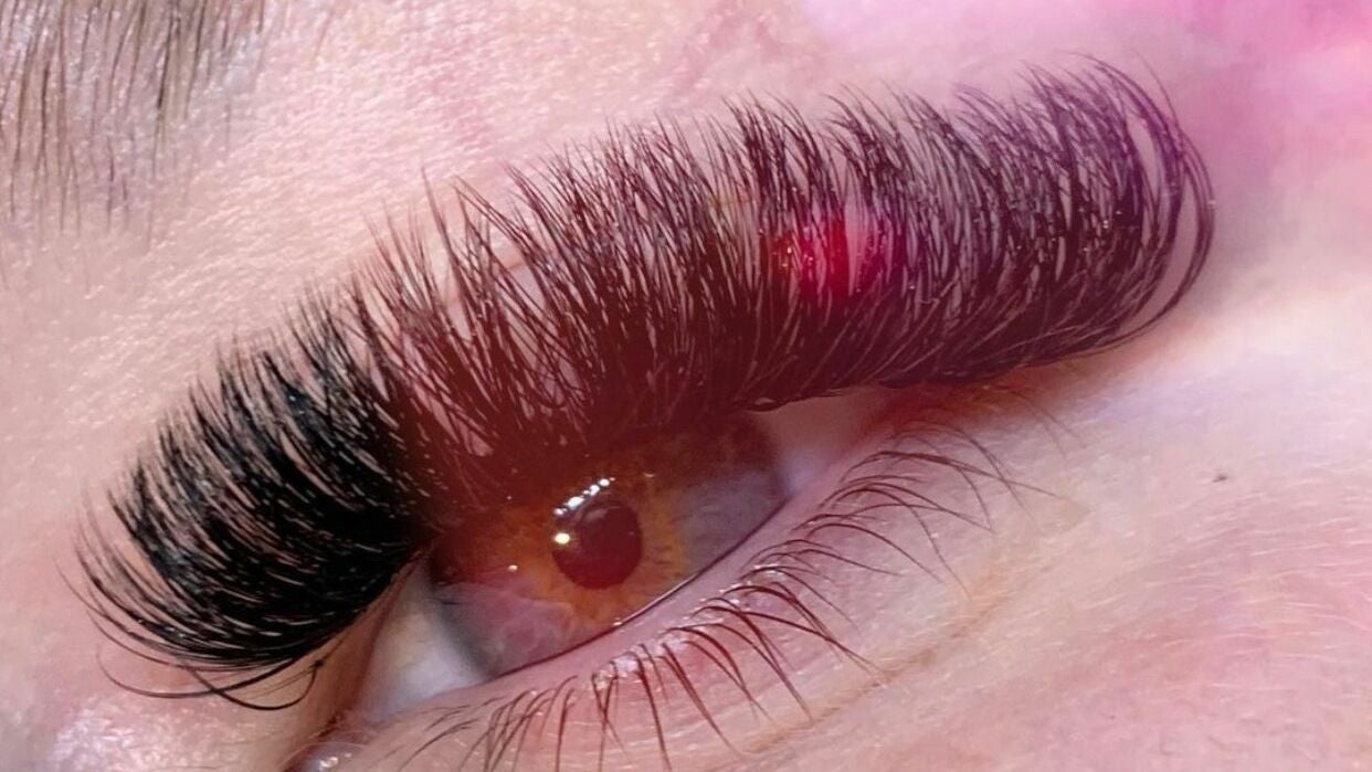 Best salons for eyelash extensions Near Me in Rushden Fresha