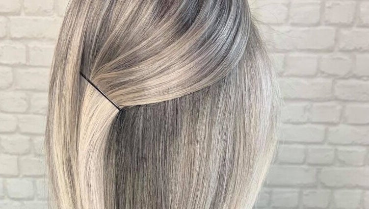 Amber Elizabeth Hairdressing image 1