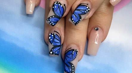 Gabriella’s nails image 3
