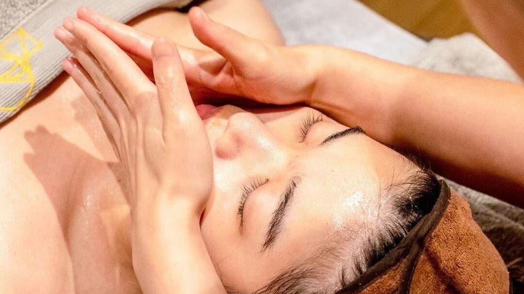 Relaxing facial massage at Five Elements Spa CBD, Melbourne, Victoria, AU for ultimate wellness experience.