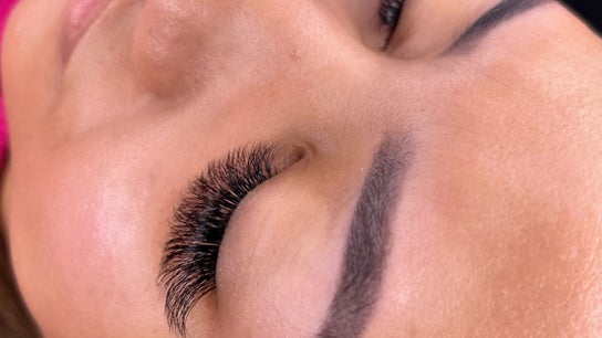 LashFit Artists - Eyelash & Brow Professionals