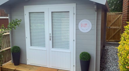 H.J.L Beauty Bar image 2