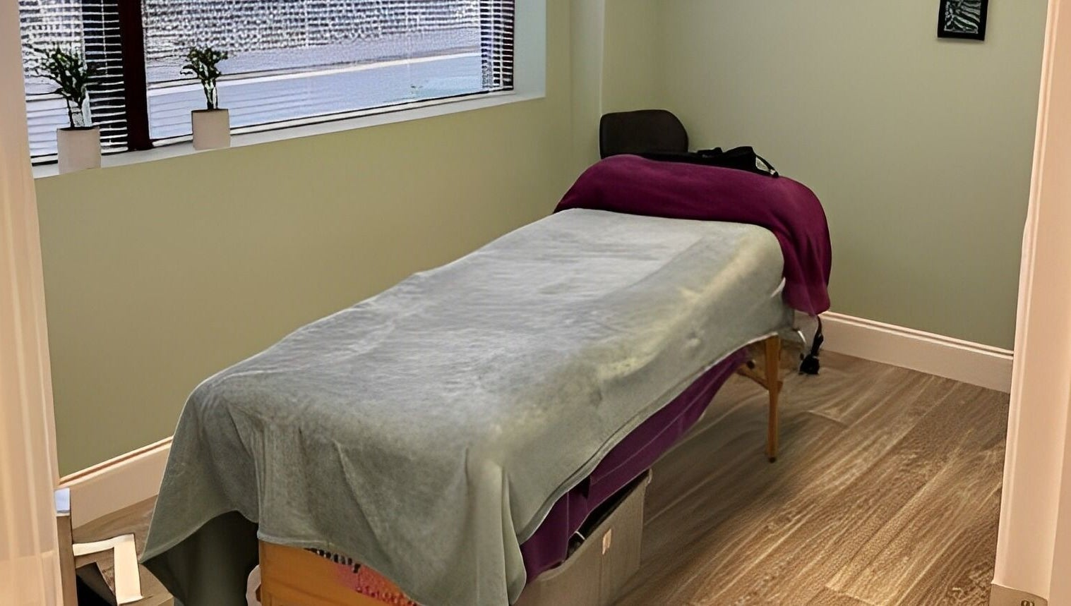 Peaceful massage room at Beauty by Jaki, Falkirk, Scotland, GB with tranquil decor for ultimate relaxation.