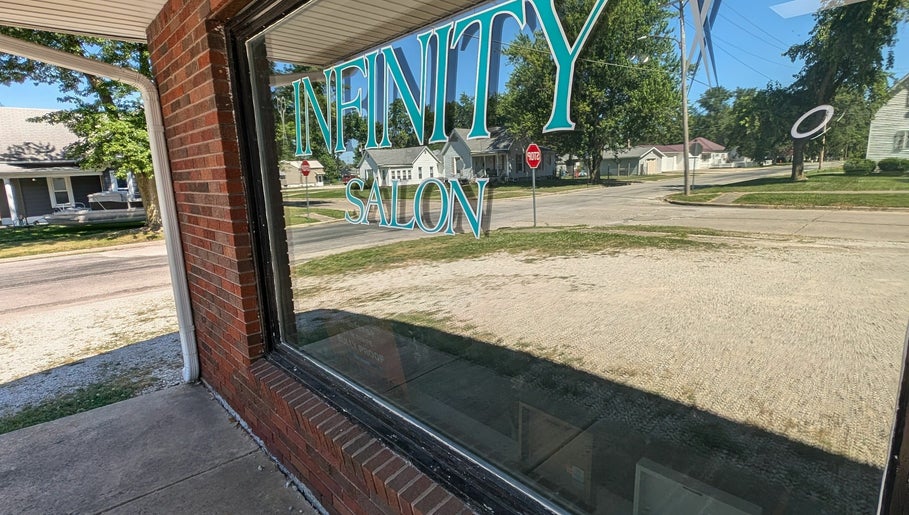 Fades and Finery/ Infinity imej 1