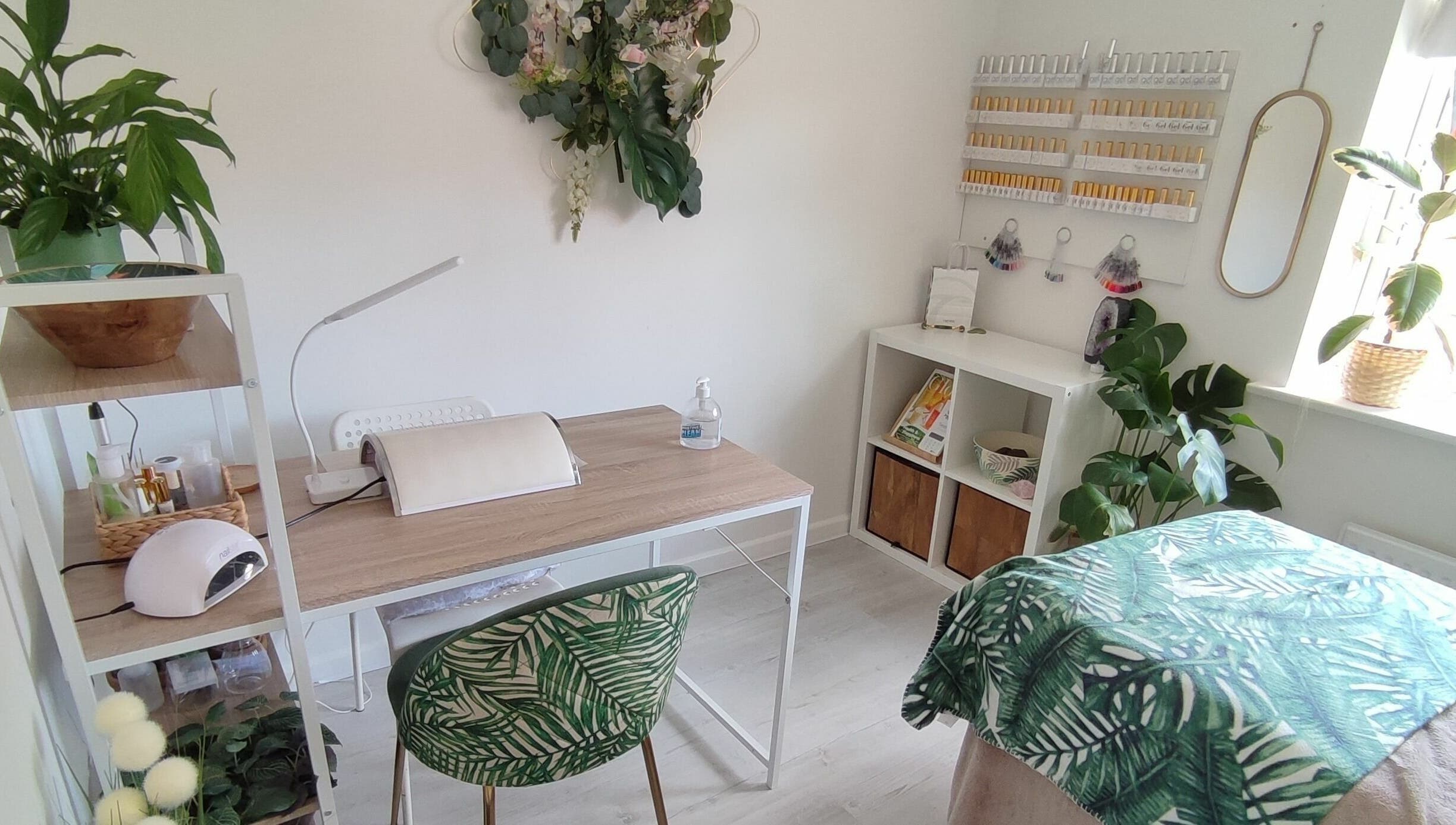 Elegant and serene beauty space at The Green Sanctuary in Swadlincote, England, GB with lush greenery décor.