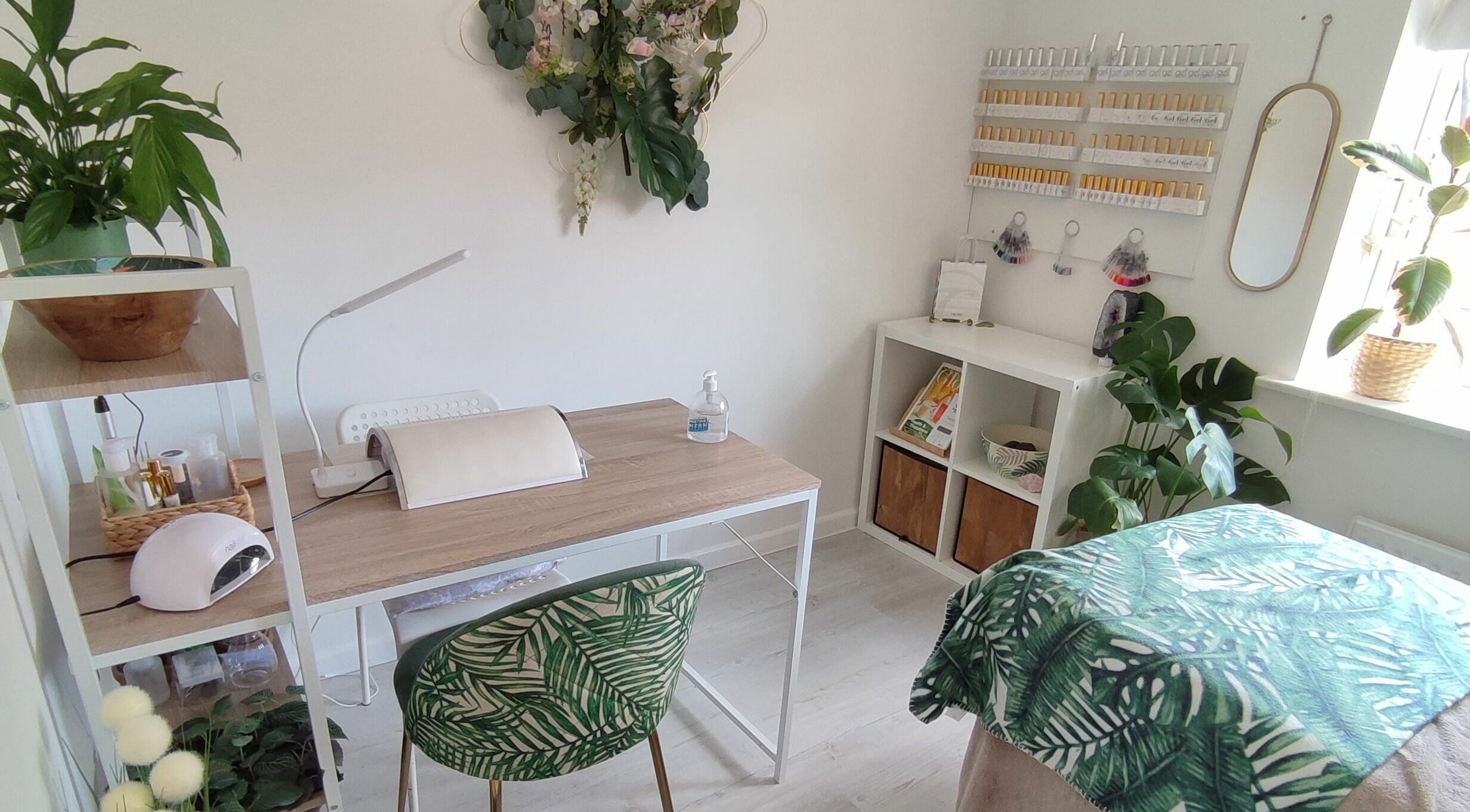 Elegant and serene beauty space at The Green Sanctuary in Swadlincote, England, GB with lush greenery décor.