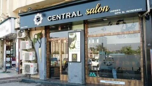 Central Salon, bild 1