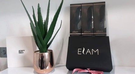 Elam Hair Studio imagem 3