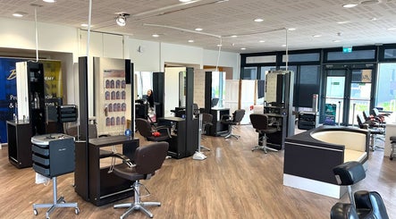 Blow Academy (Models Appointments)
