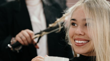 Imagen 2 de Bravado Hair Salon