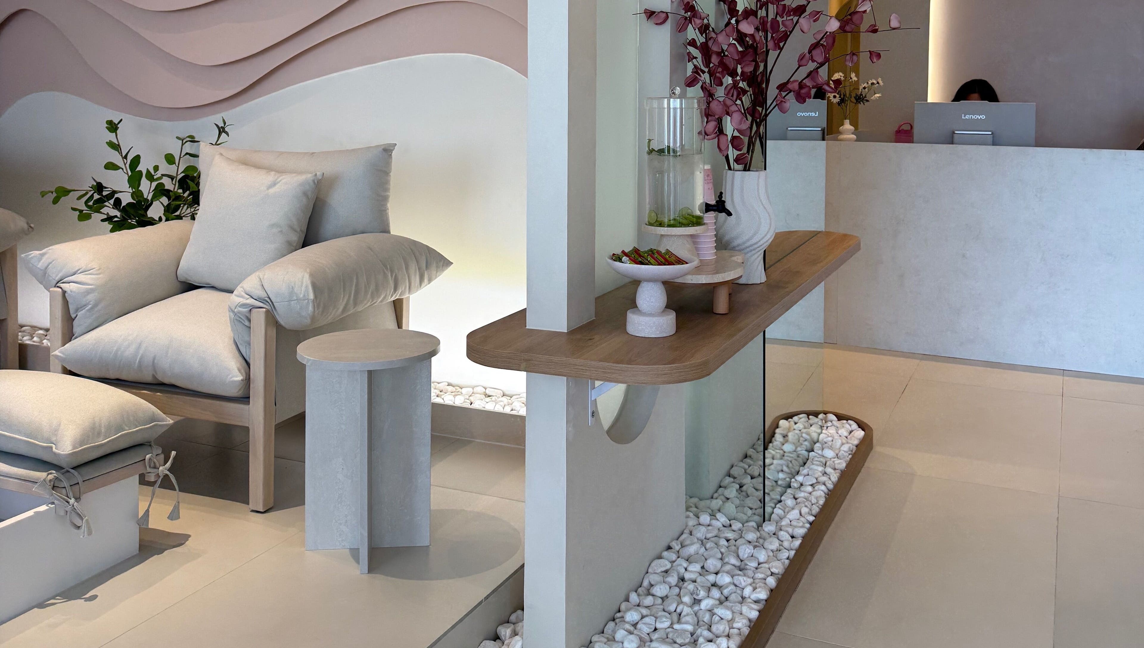 Modern seating area at N.Lashes Riyadh Al-Olaya فرع العليا, Riyadh, Riyadh Province, SA with stylish decor.