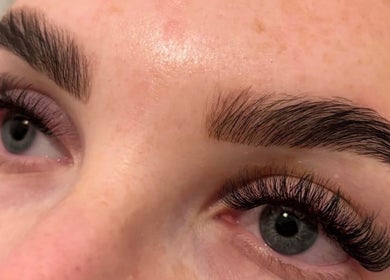 Close-up of eyelash extensions at True Lashes, House Of Beauty Framlingham, Framlingham, England, GB.