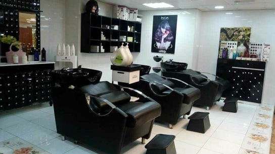 Damas Beauty Centers Group - Al Majaz
