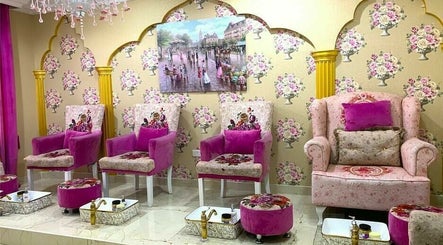 Damas Beauty Center - Sharqan 