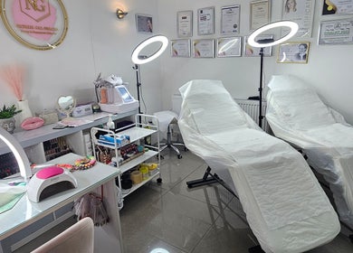 Aesthetics and Beauty by Natalia salon in Edinburgh, Scotland, GB with treatment beds and nail station.
