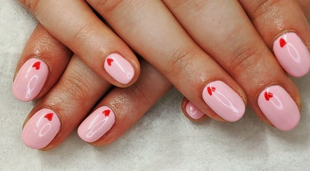 JS Beauty image 2