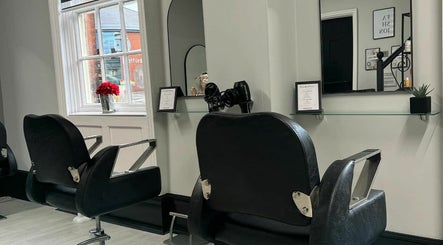 Rouge Hair and Beauty Salon afbeelding 2