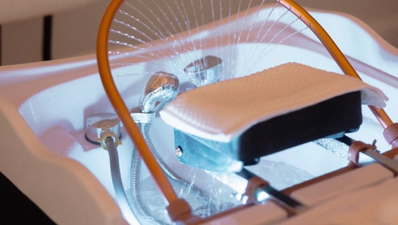 Luxurious spa basin at The Head Spa Retford LTD, Retford, England, GB, offering premium wellness services.