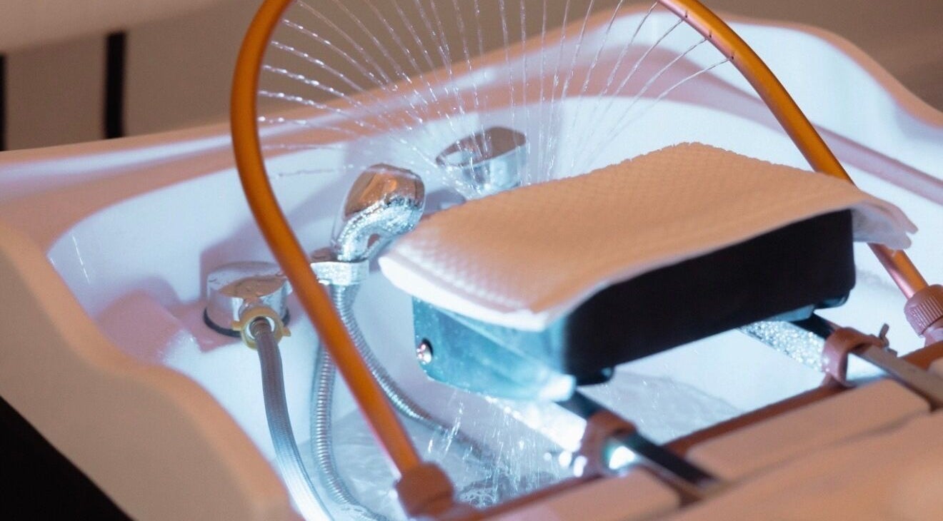 Luxurious spa basin at The Head Spa Retford LTD, Retford, England, GB, offering premium wellness services.